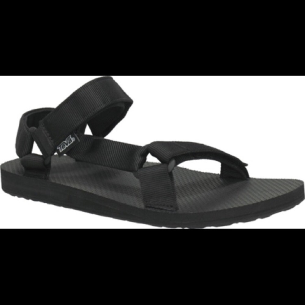 👣 EUC Tevas with Blue Strap & Chevron Pattern